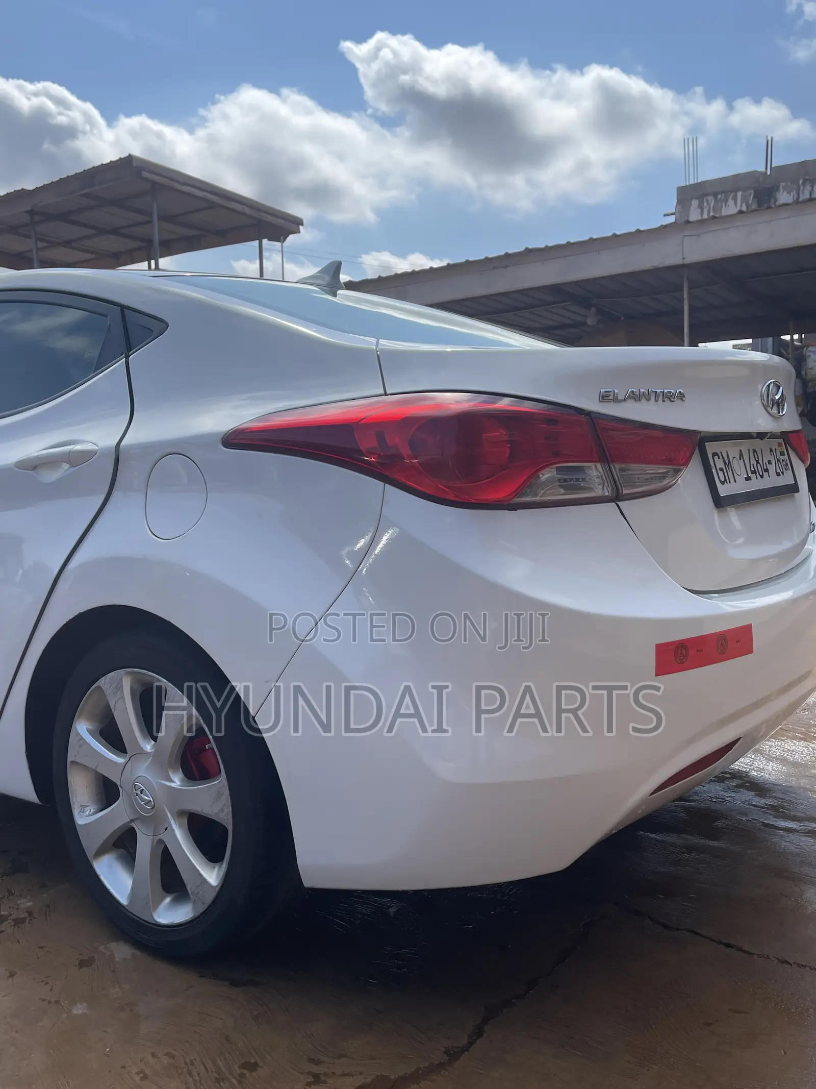 Hyundai Elantra Limited 2012 White