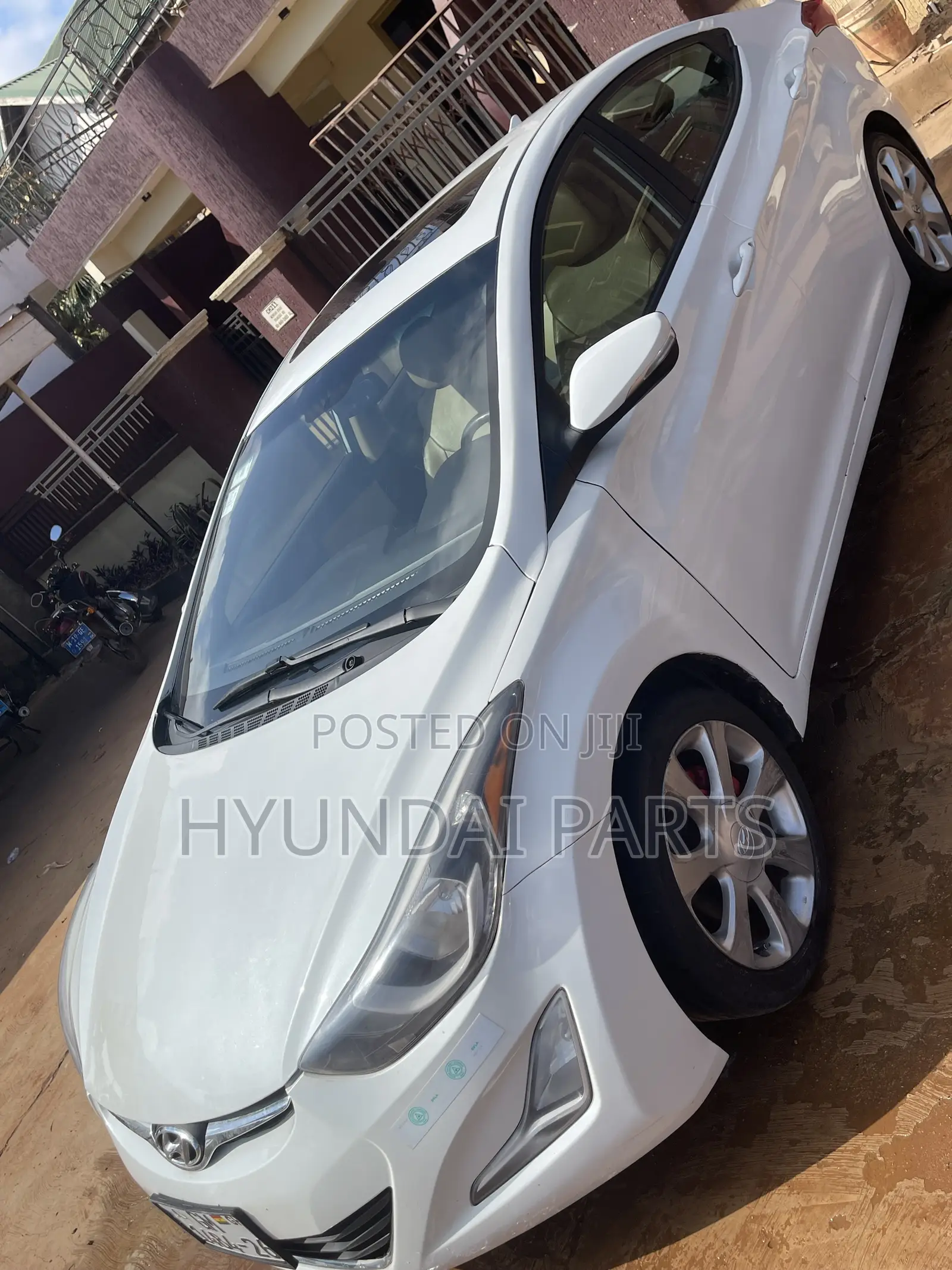 Hyundai Elantra Limited 2012 White