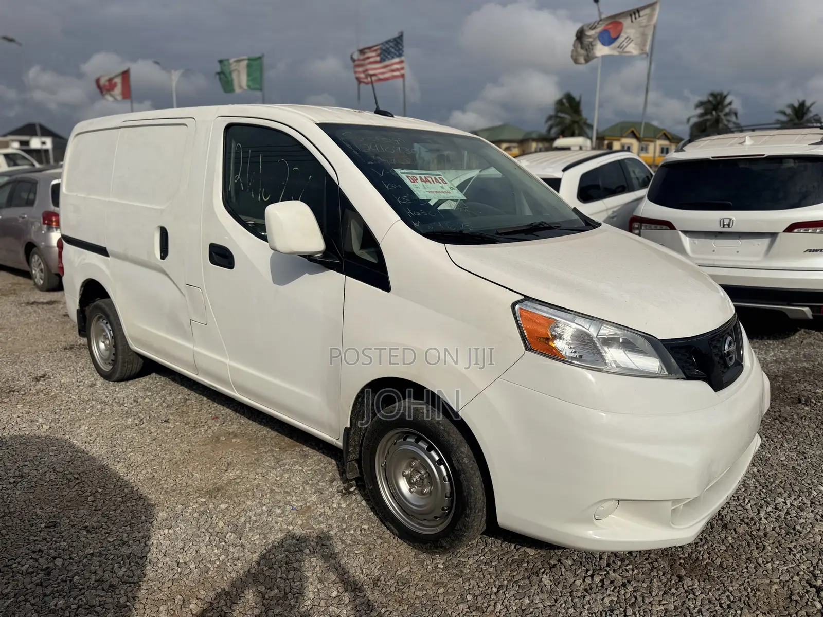 Nissan NV200 2018 White