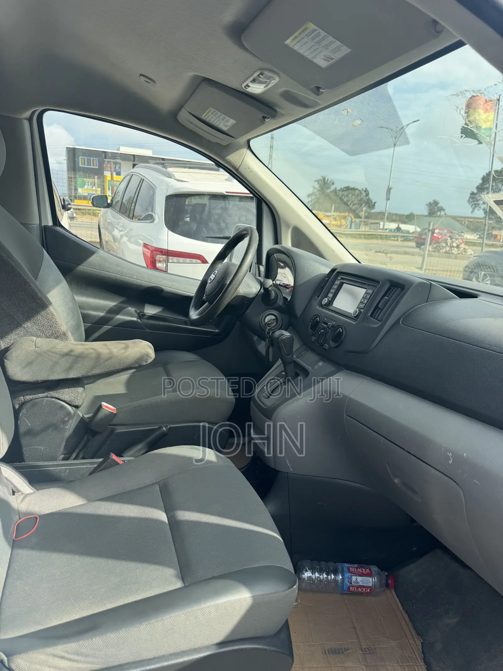 Nissan NV200 2018 White