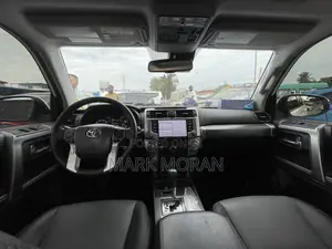 Toyota 4-Runner 2021 White