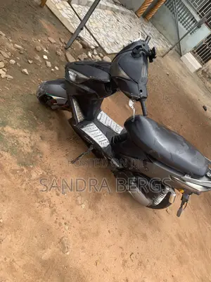 Yamaha 2023 Silver