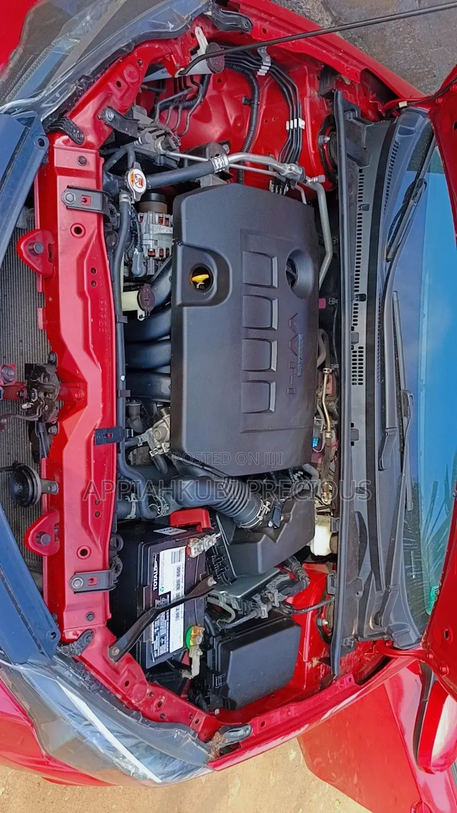 Toyota Corolla SE (1.8L 4cyl 2A) 2019 Red