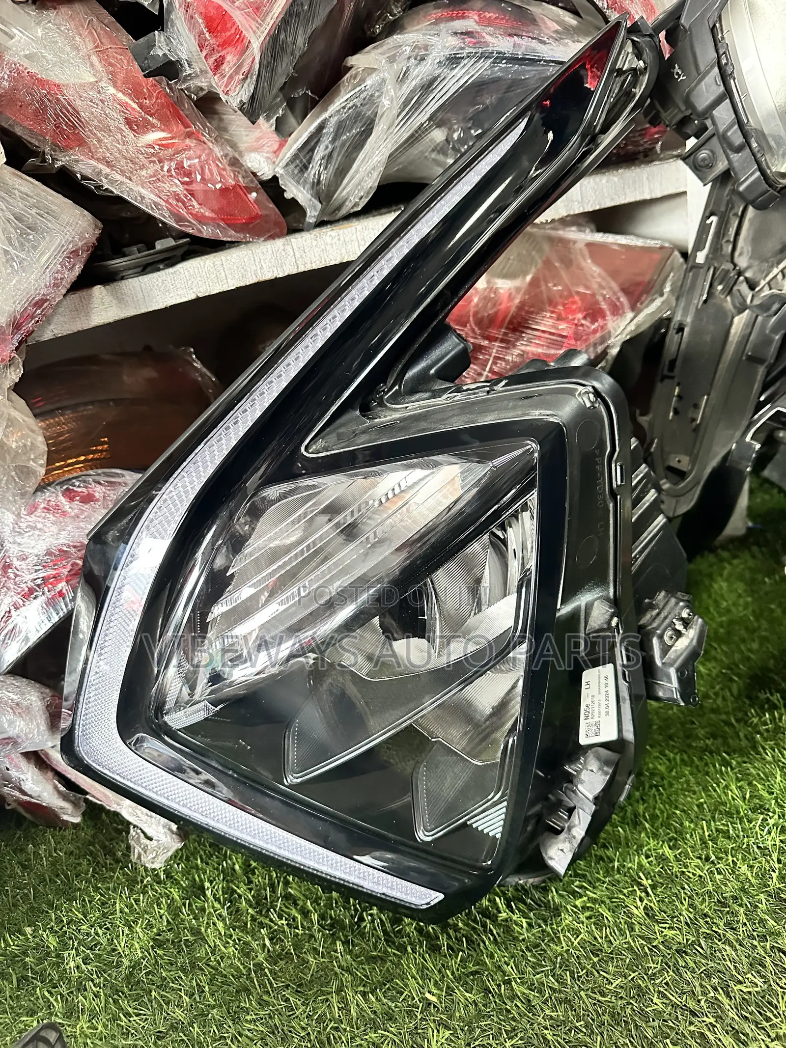 Kia Sportage 2022 -2023-2024 Headlights Original Home Used Left