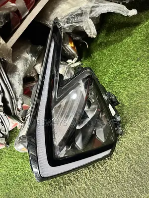 Kia Sportage 2022 -2023-2024 Headlights Original Home Used Left