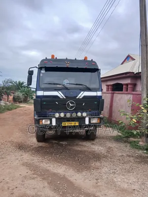 Benz Tipper Truck