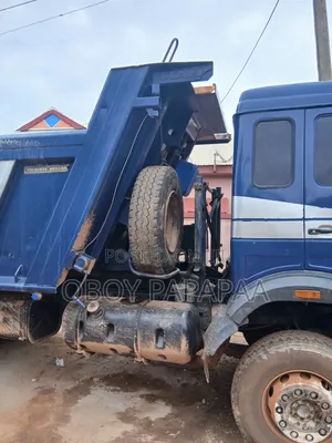 Benz Tipper Truck