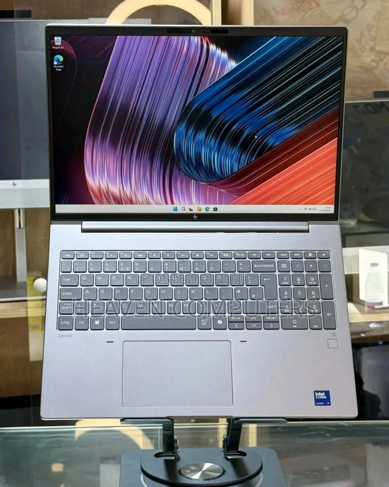 New Laptop HP ZBook Studio 32GB Intel Core Ultra 7 SSD 1T