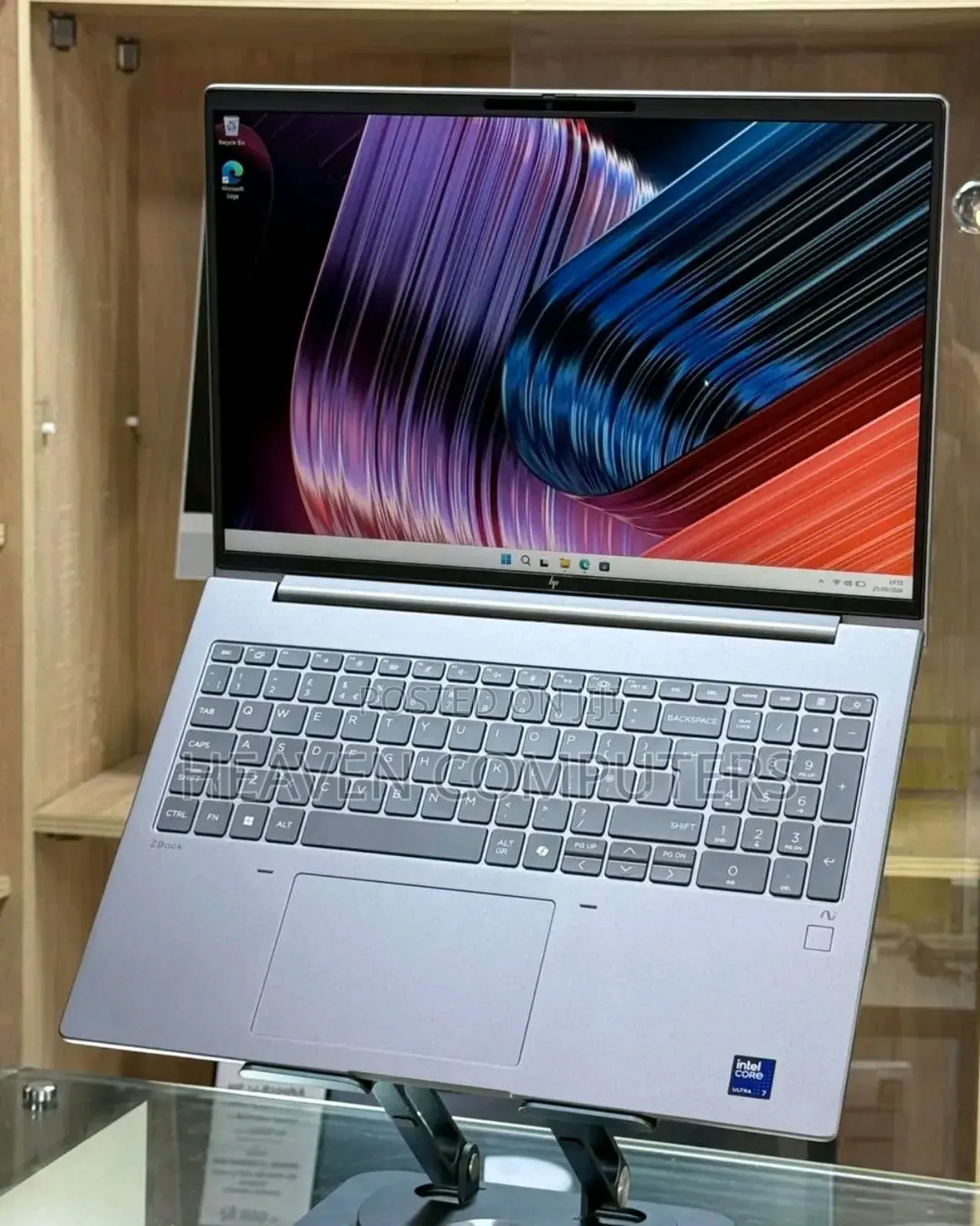 New Laptop HP ZBook Studio 32GB Intel Core Ultra 7 SSD 1T