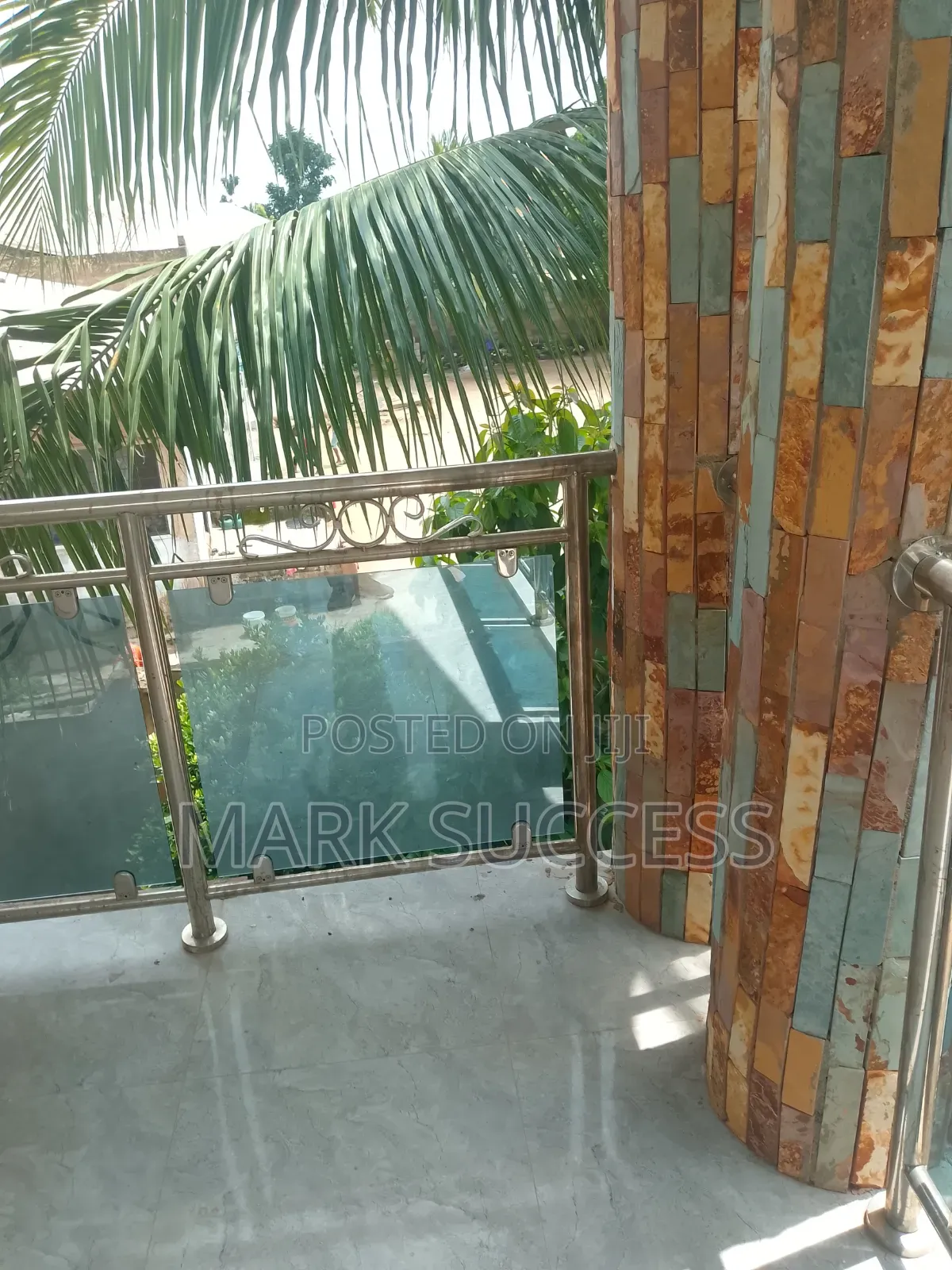 6bdrm House in Pokuase for sale