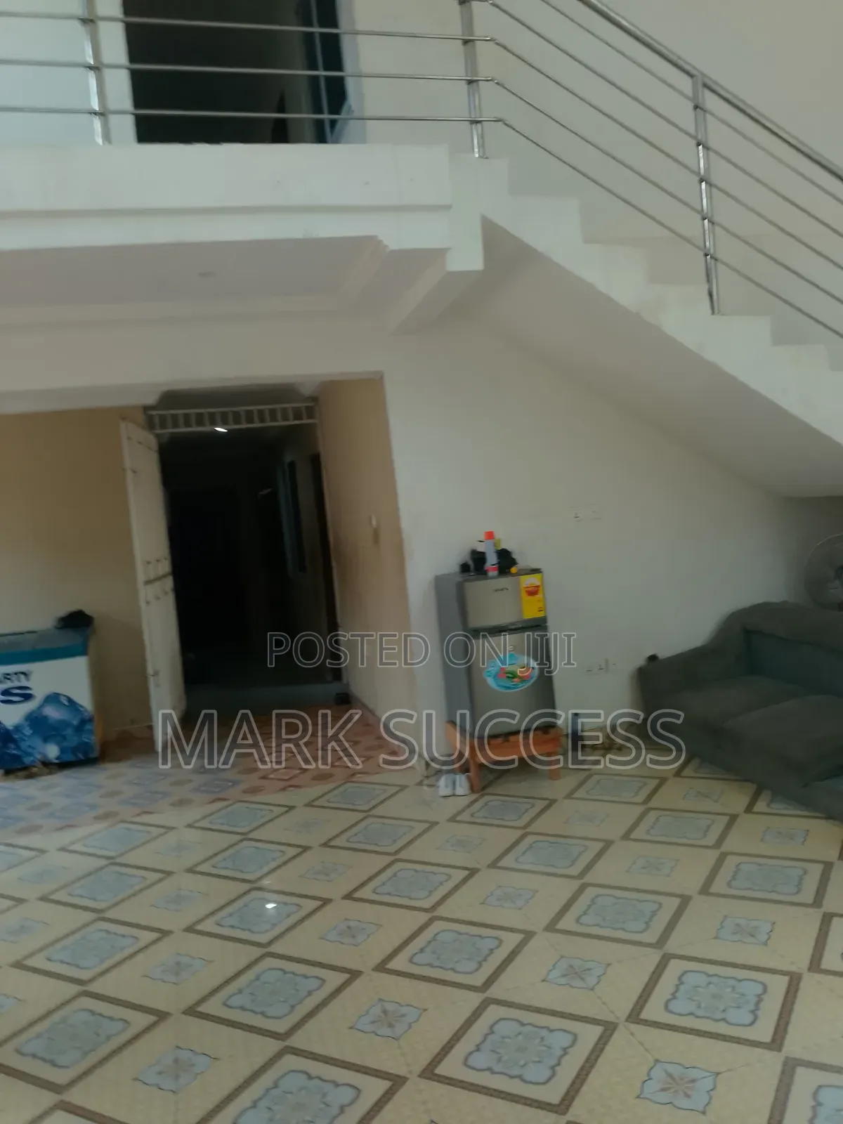 6bdrm House in Pokuase for sale