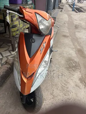 SYM XPro 2022 Orange