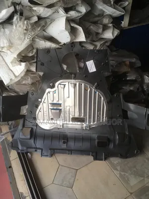 CR-V 17 Engine Panel/Splash Guard.(HR-V,civic, ACCORD)