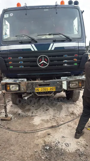 Benz Tipper Truck