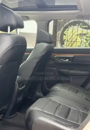Honda CR-V Touring AWD 2019 Brown