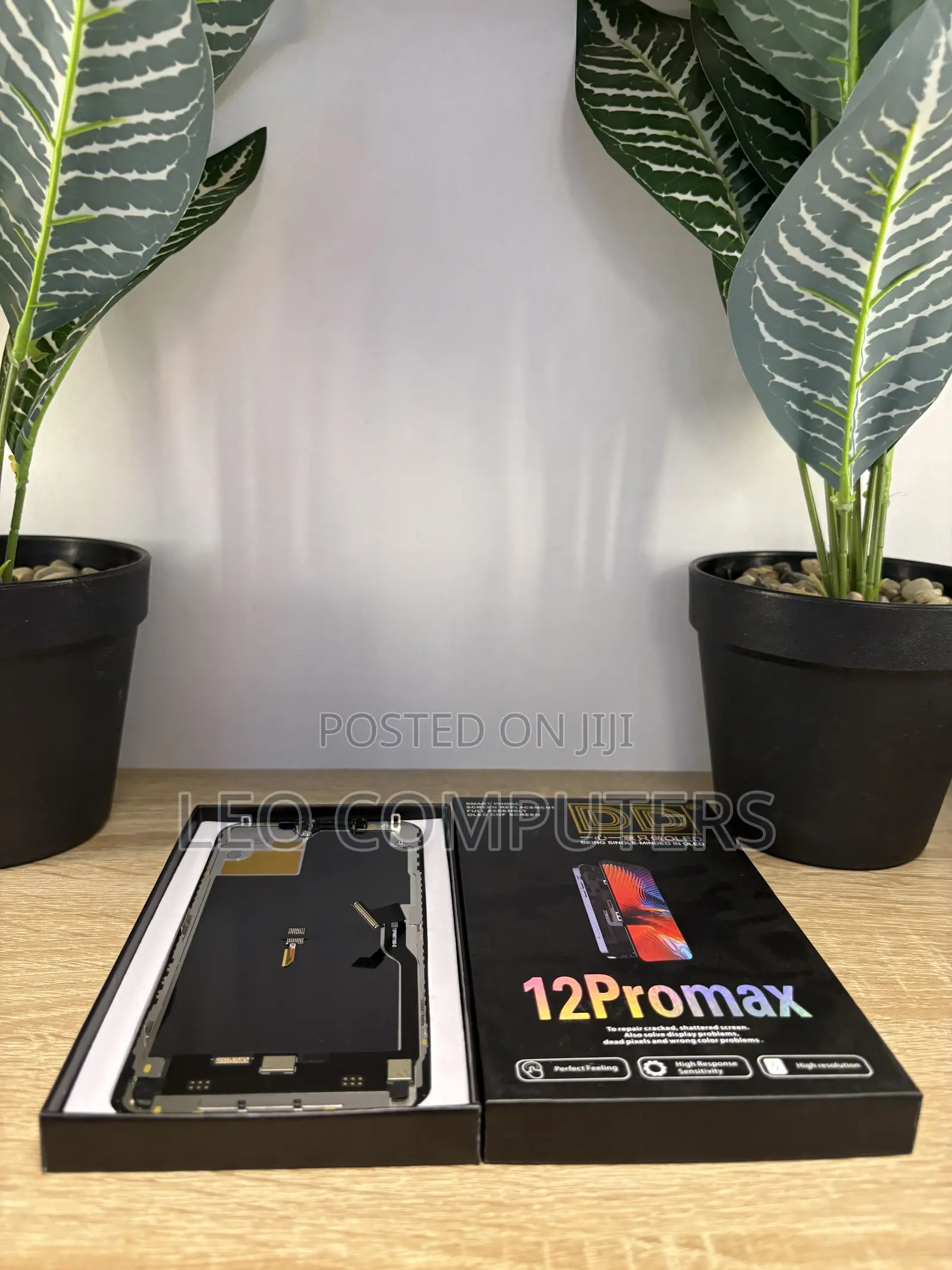 iPhone 12 Promax Screen