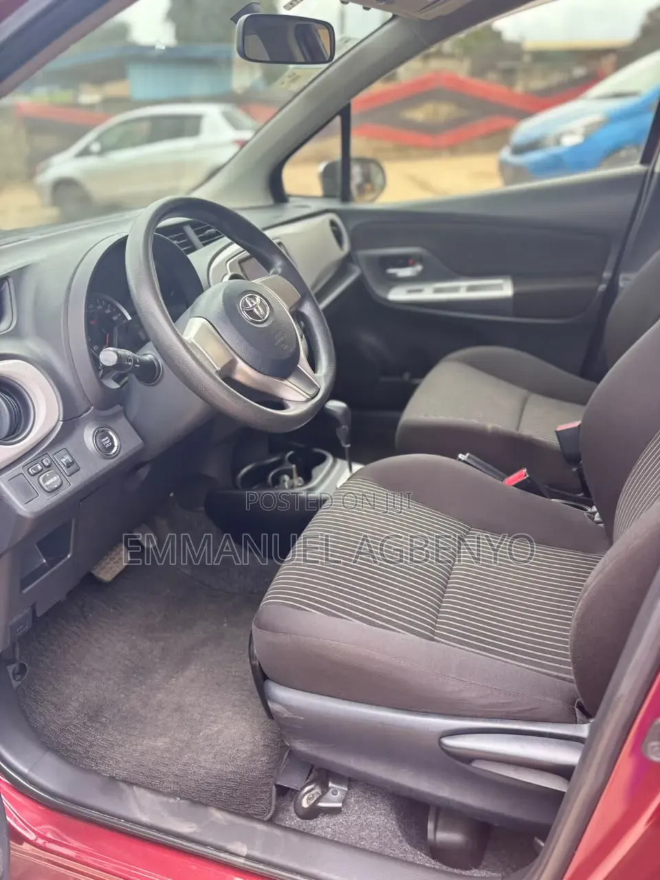 Toyota Vitz 1.3 FWD 5dr 2015 Brown