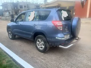 Toyota RAV4 2009 Blue