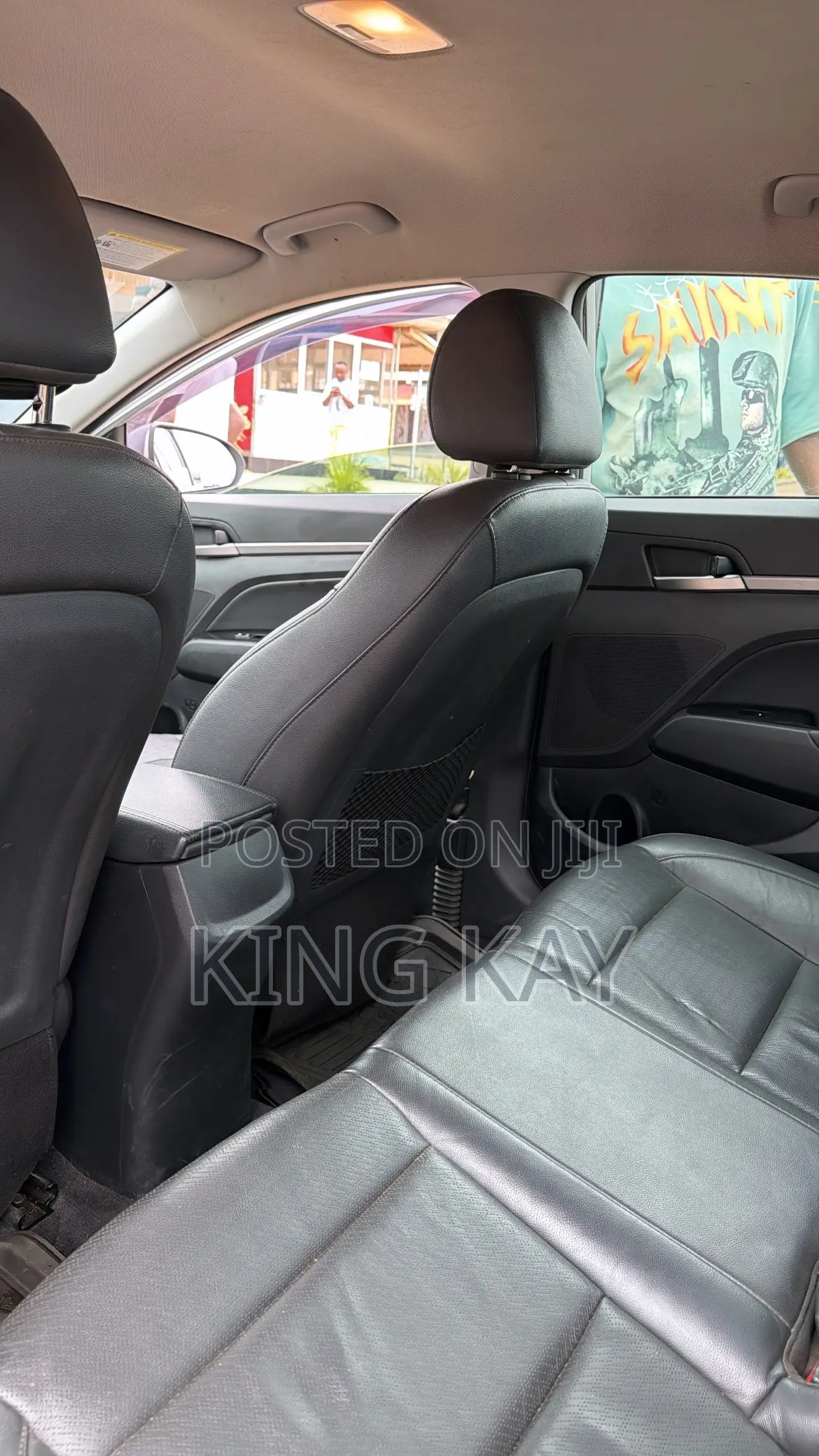 Hyundai Elantra Limited Sedan FWD (2.0L 4cyl 6A) 2017 Silver