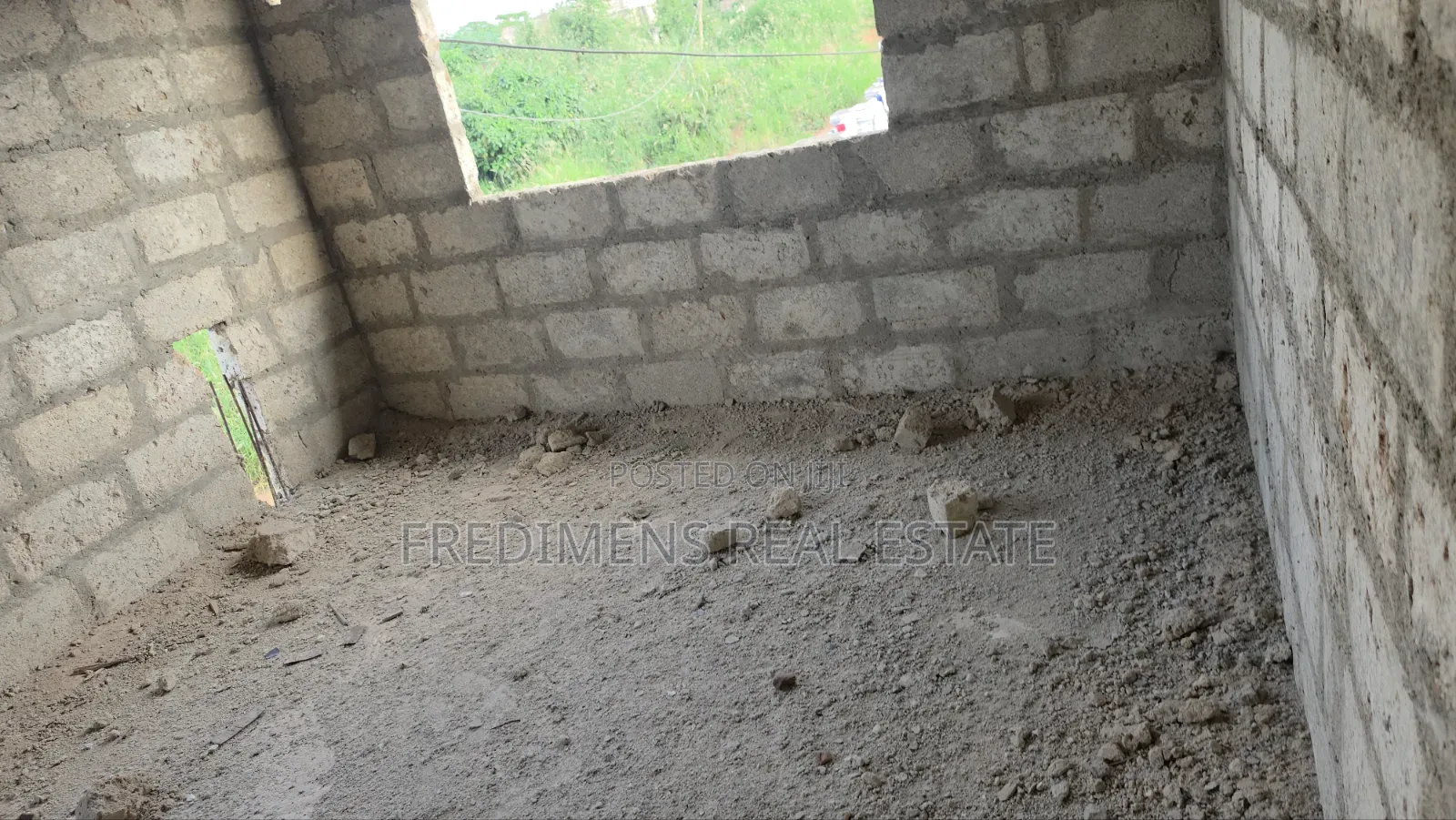 5bdrm House in Fredimens Real, Kwabre for sale