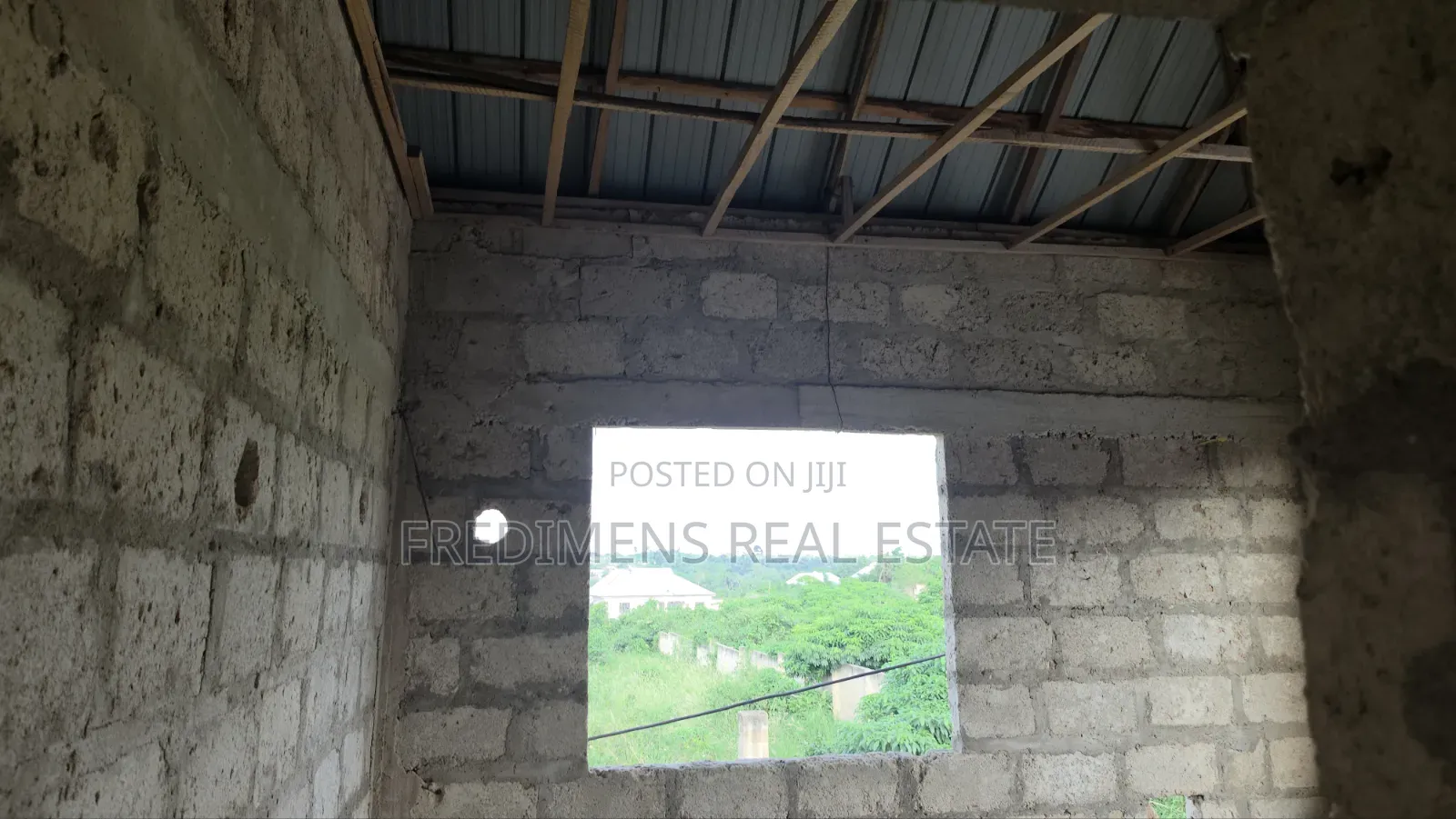 5bdrm House in Fredimens Real, Kwabre for sale
