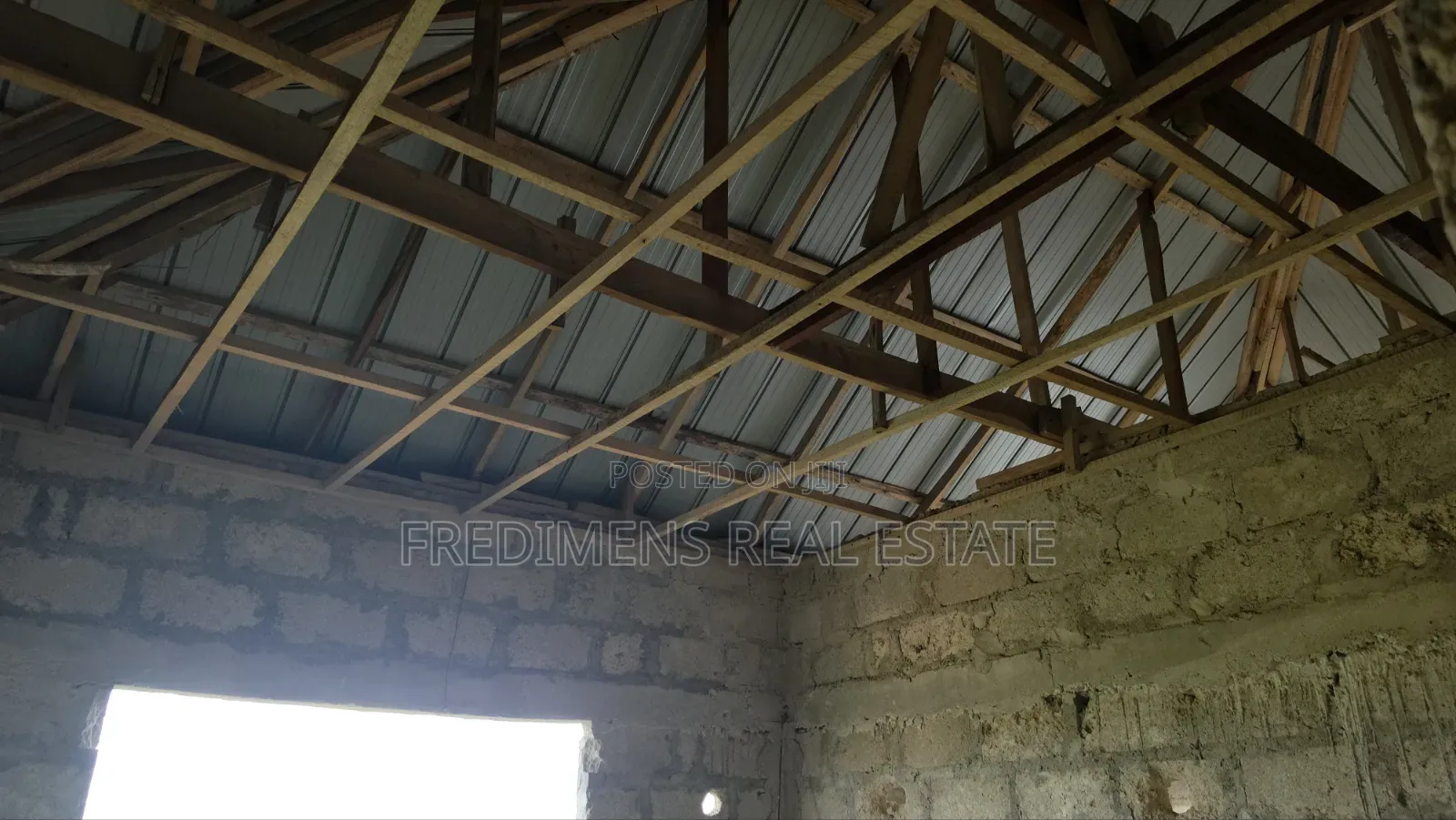 5bdrm House in Fredimens Real, Kwabre for sale