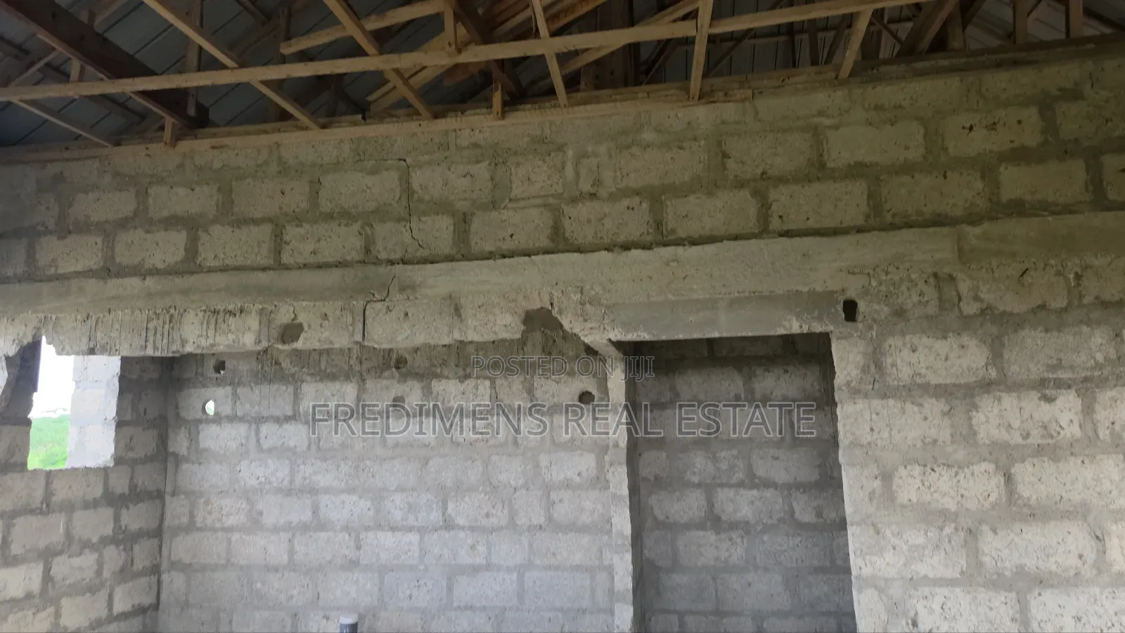 5bdrm House in Fredimens Real, Kwabre for sale