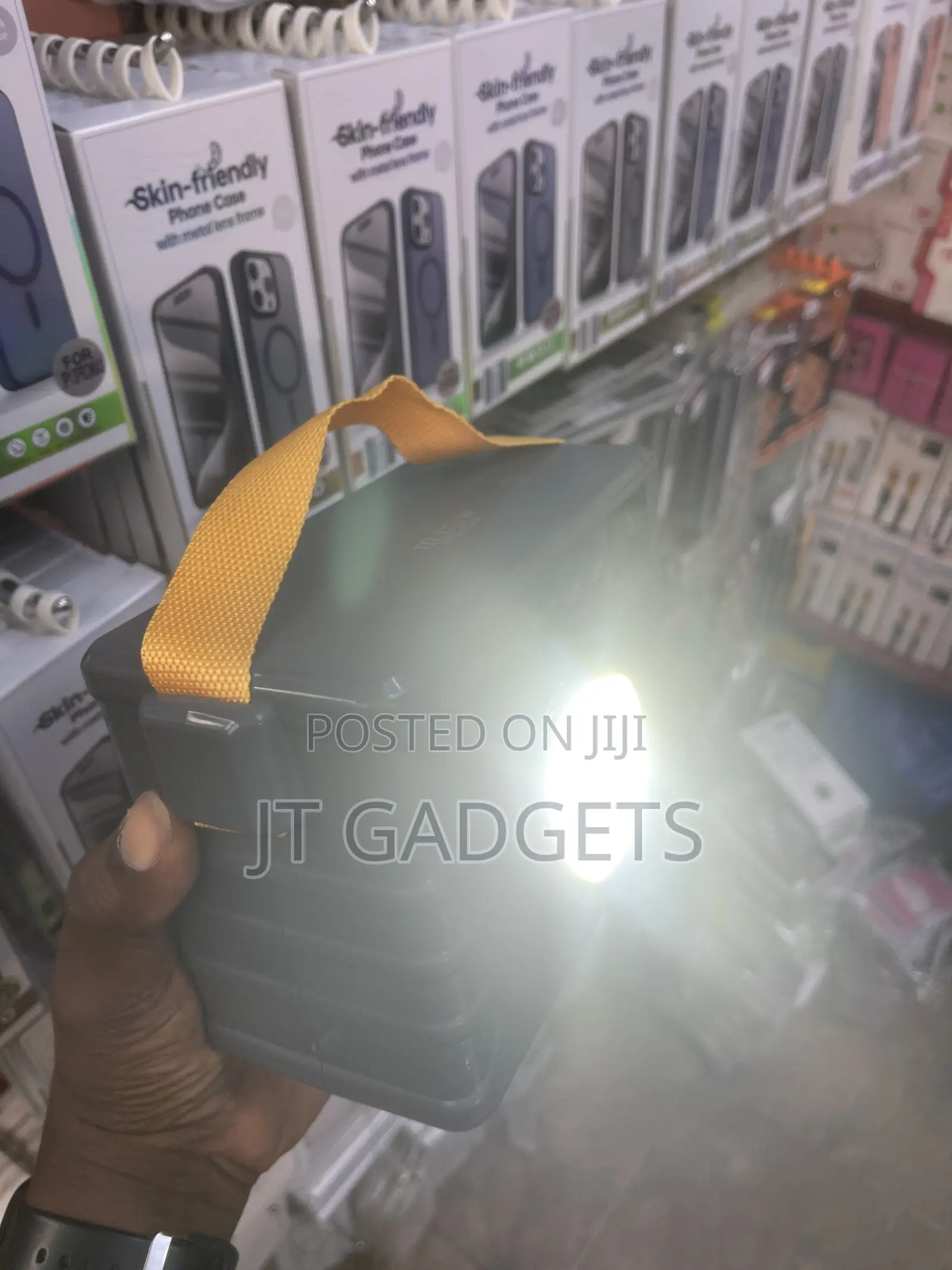 m.m.w Million Power PD65W 102,000mAh Multifunctional Laptop Power Bank