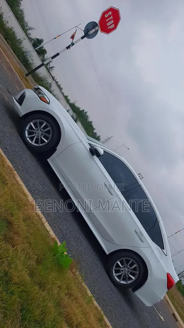 Honda Civic EX 2022 White