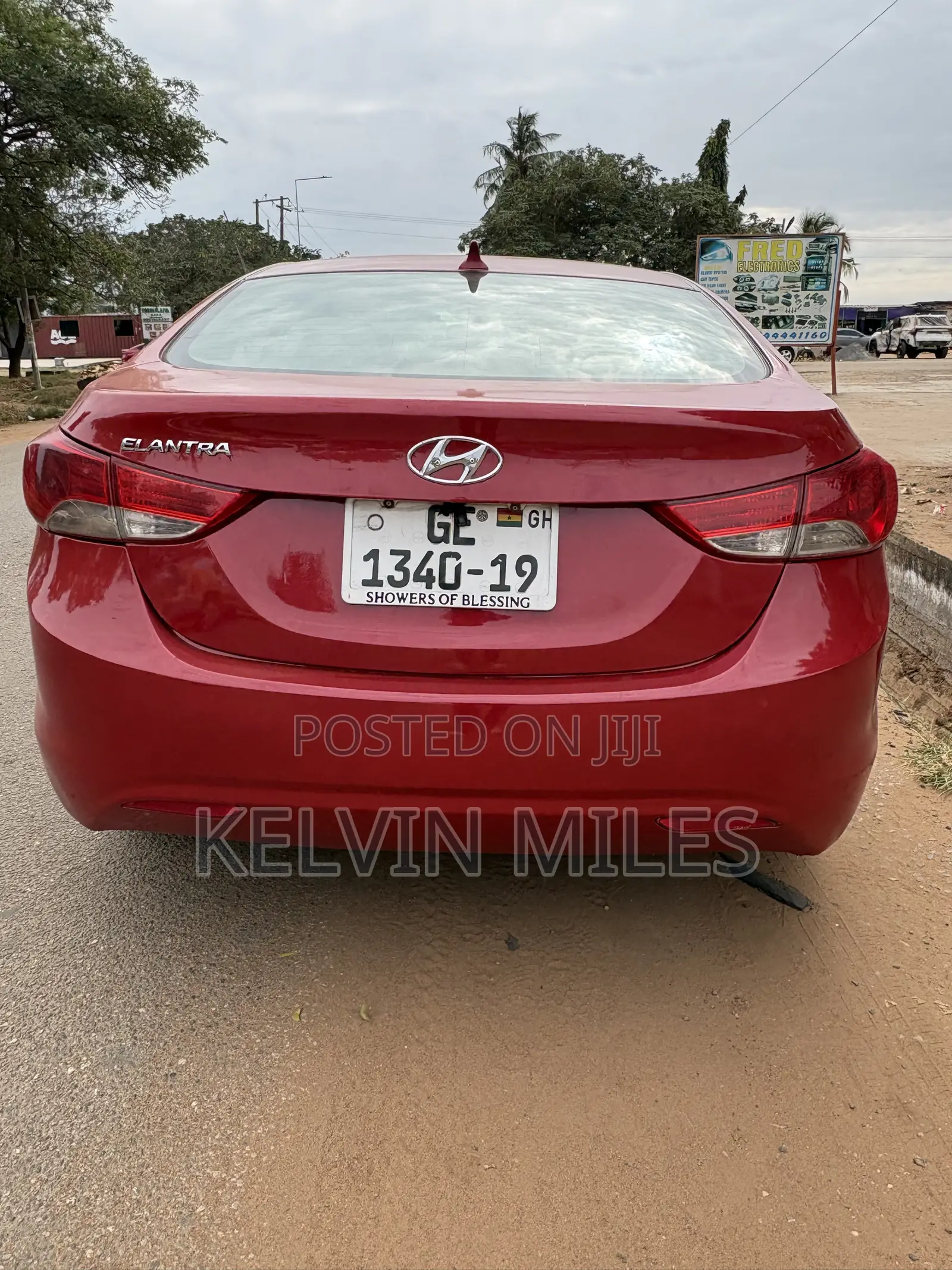 Hyundai Elantra GLS Sedan FWD (1.8L 4cyl 6A) 2013 Red
