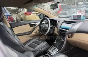 Hyundai Elantra 2013 White