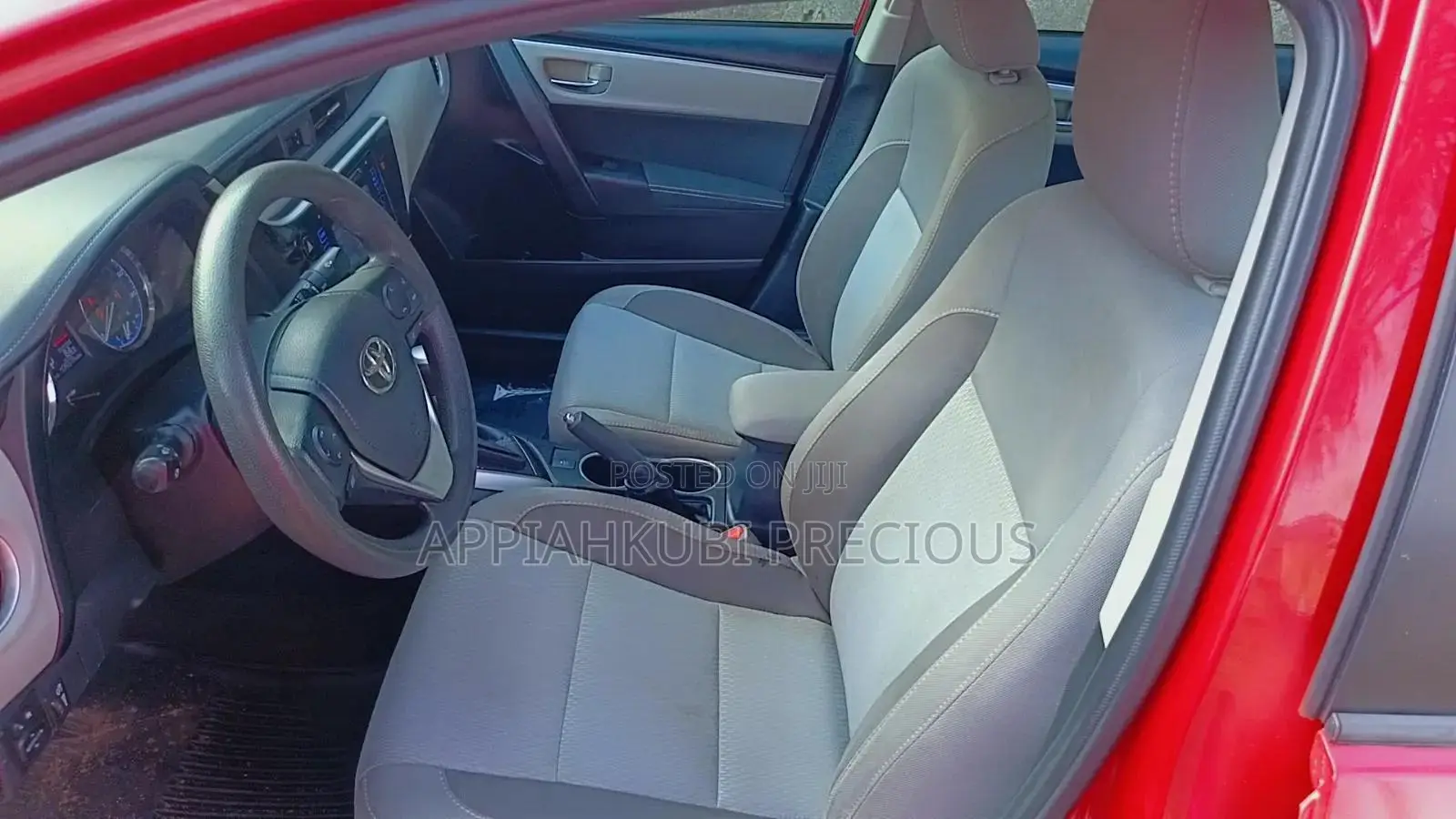 Toyota Corolla SE (1.8L 4cyl 2A) 2019 Red