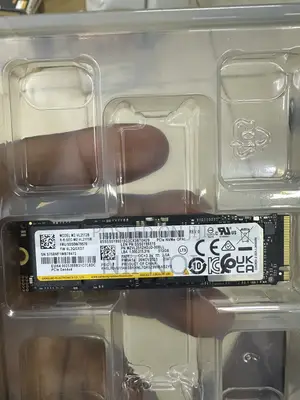 Samsung SSD Mz-Vl2512b