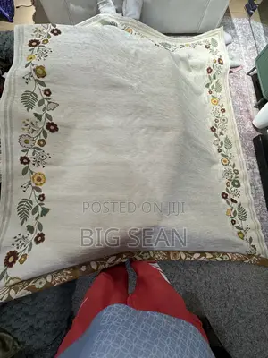 Center Carpet