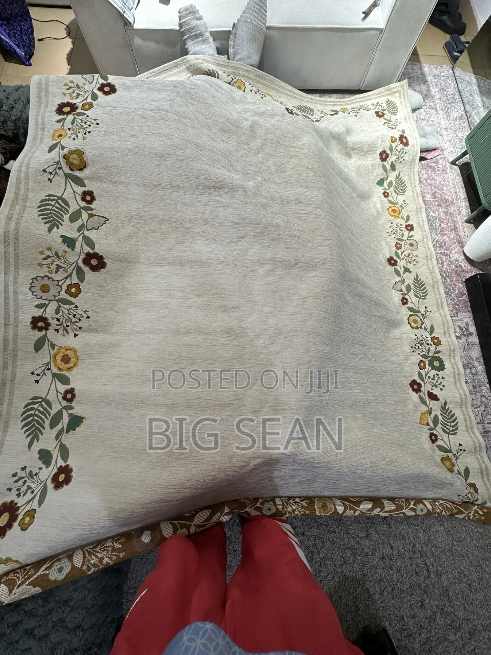 Center Carpet