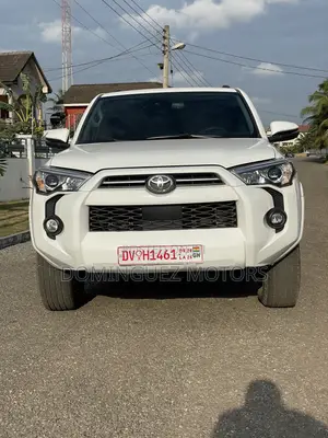Toyota 4-Runner 2022 White