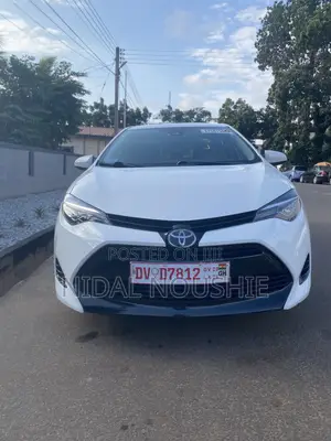 Toyota Corolla LE ECO 4dr Sedan (1.8L 4cyl CVT) 2017 White