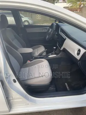 Toyota Corolla LE ECO 4dr Sedan (1.8L 4cyl CVT) 2017 White