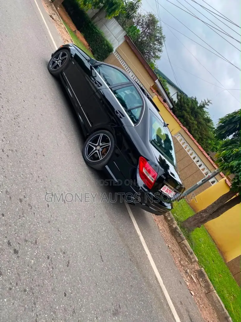 Mercedes-Benz C250 2014 Black