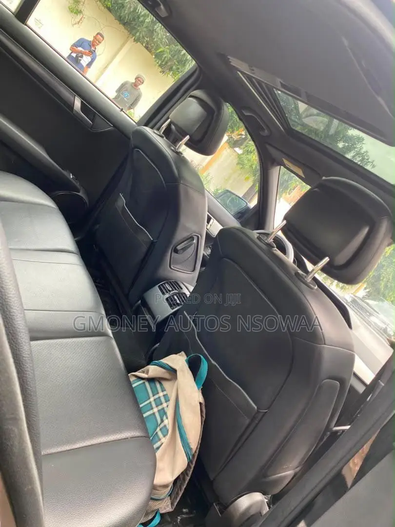 Mercedes-Benz C250 2014 Black