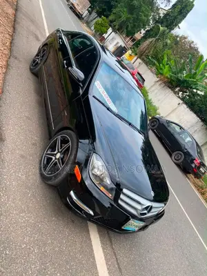 Mercedes-Benz C250 2014 Black