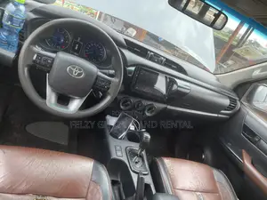 Toyota Hilux Revo Double Cab Deisel 2.8 RWD 2018 Gray