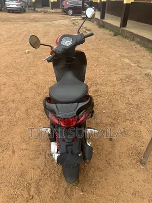 Piaggio Scooter 2019 Red