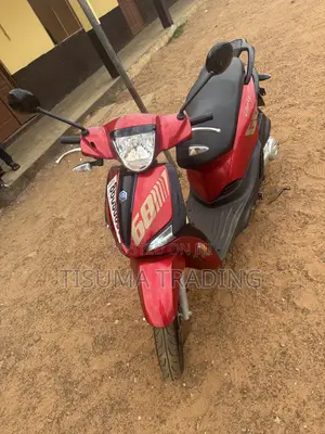 Piaggio Scooter 2024 Red
