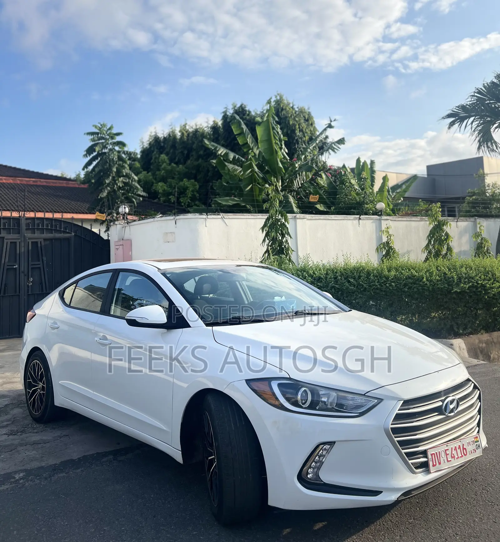 Hyundai Elantra Limited 2018 White