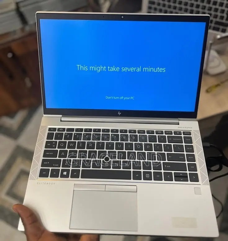 Laptop HP EliteBook 845 G8 16GB AMD Ryzen 5 SSD 256GB