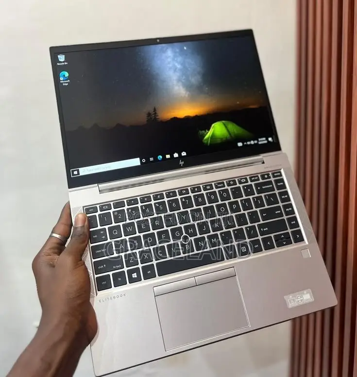 Laptop HP EliteBook 845 G8 16GB AMD Ryzen 5 SSD 256GB