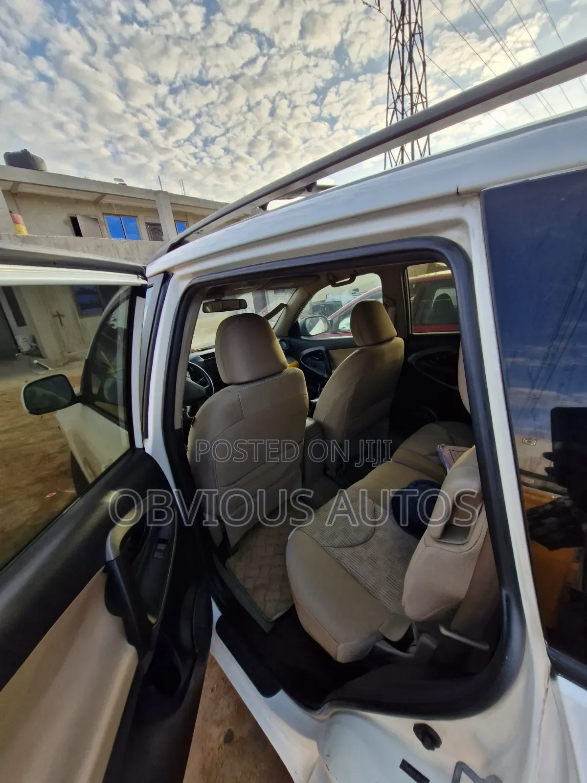 Toyota RAV4 2.5 Limited 4x4 2012 White