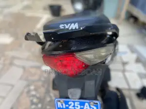 SYM Symnh 2025 Black