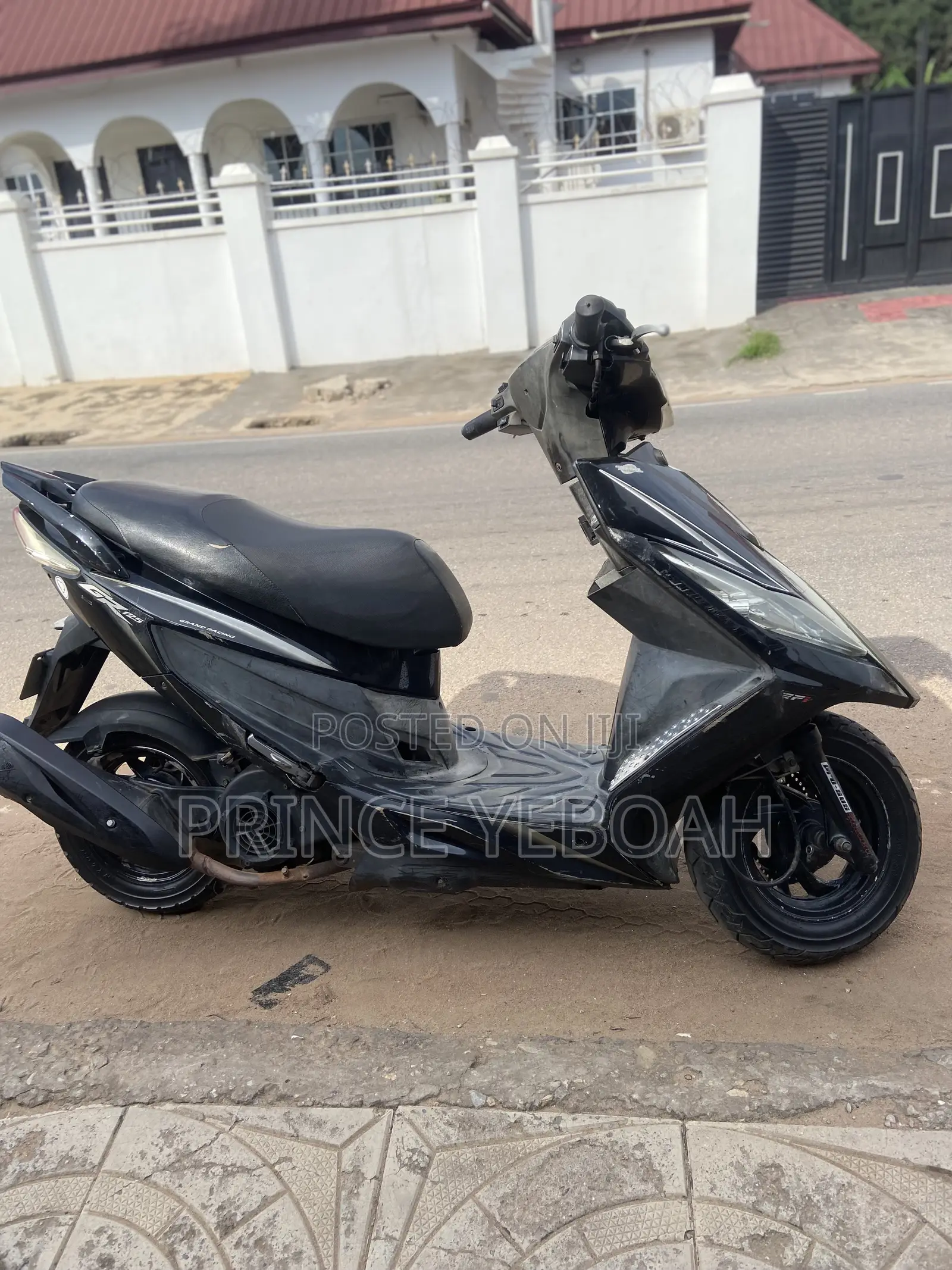 SYM Symnh 2025 Black